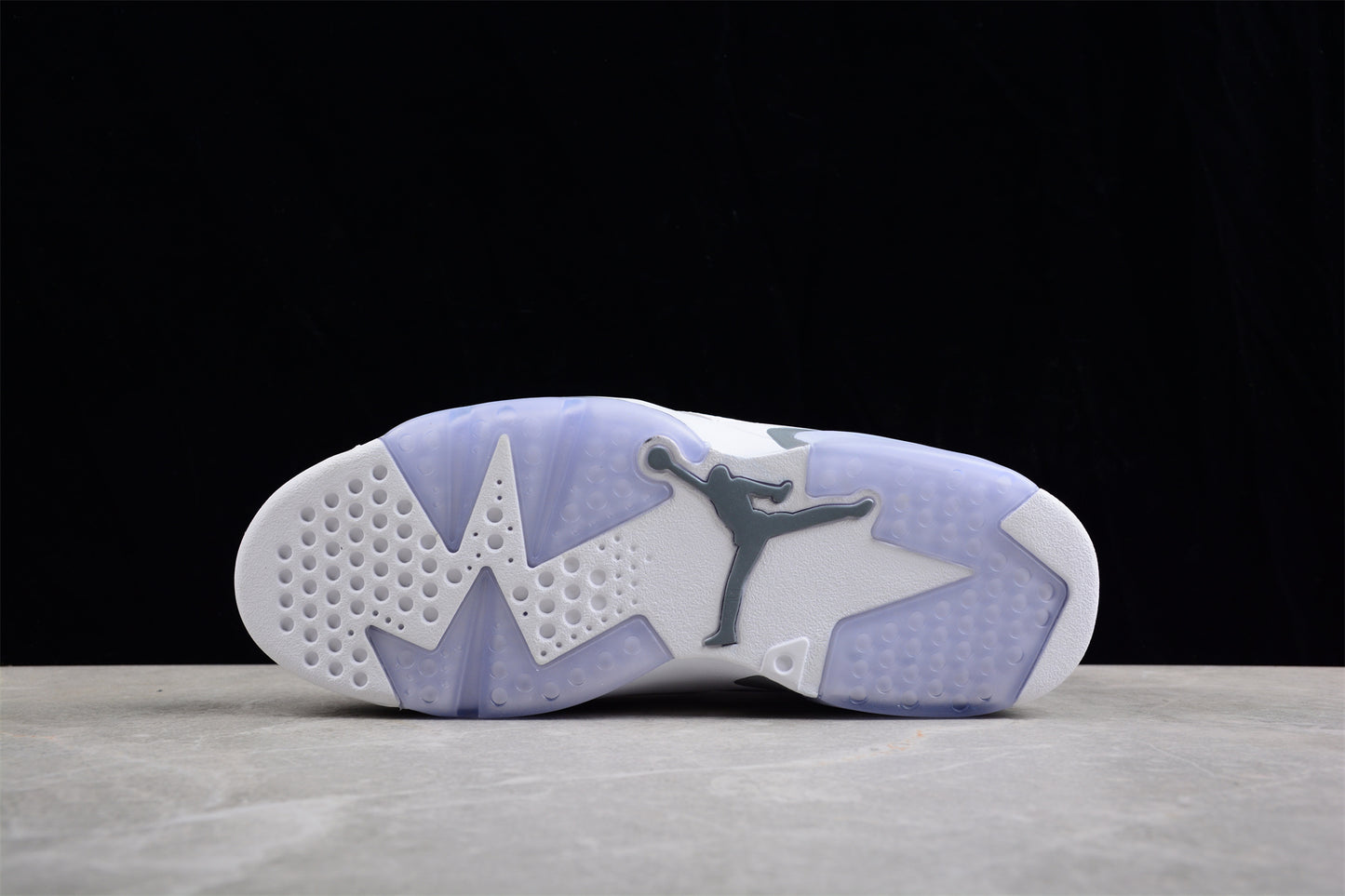 Air Jordan 6 Retro ‘Cool Grey’ close up bottom