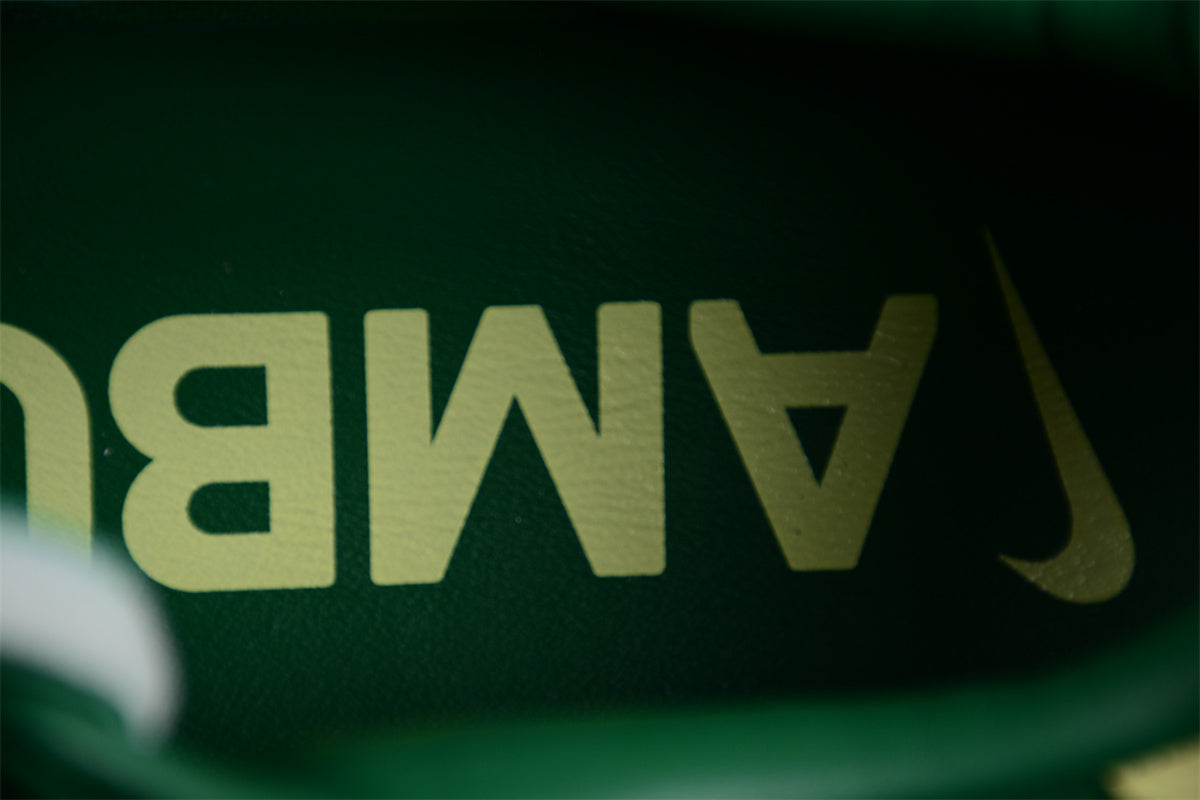 AMBUSH x Nike Air Force 1 Low 'Pine Green' close up sole