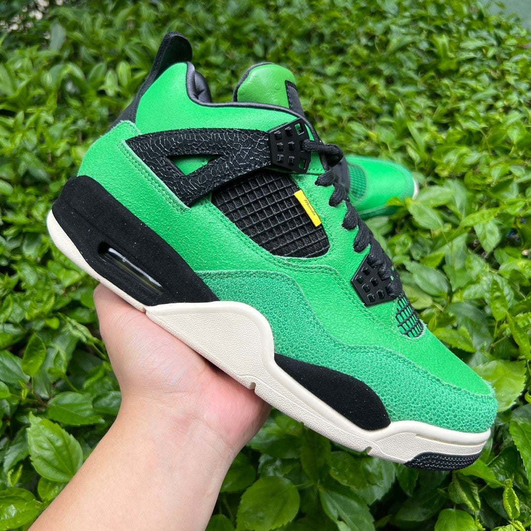 Air Jordan 4 Retro ‘Manila’ Sample close up right