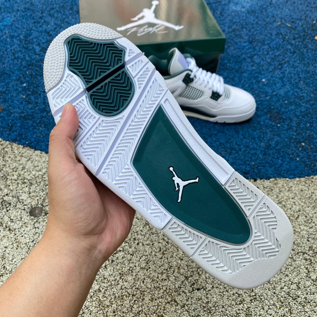 Air Jordan 4 Retro ‘Oxidized Green’ close up bottom