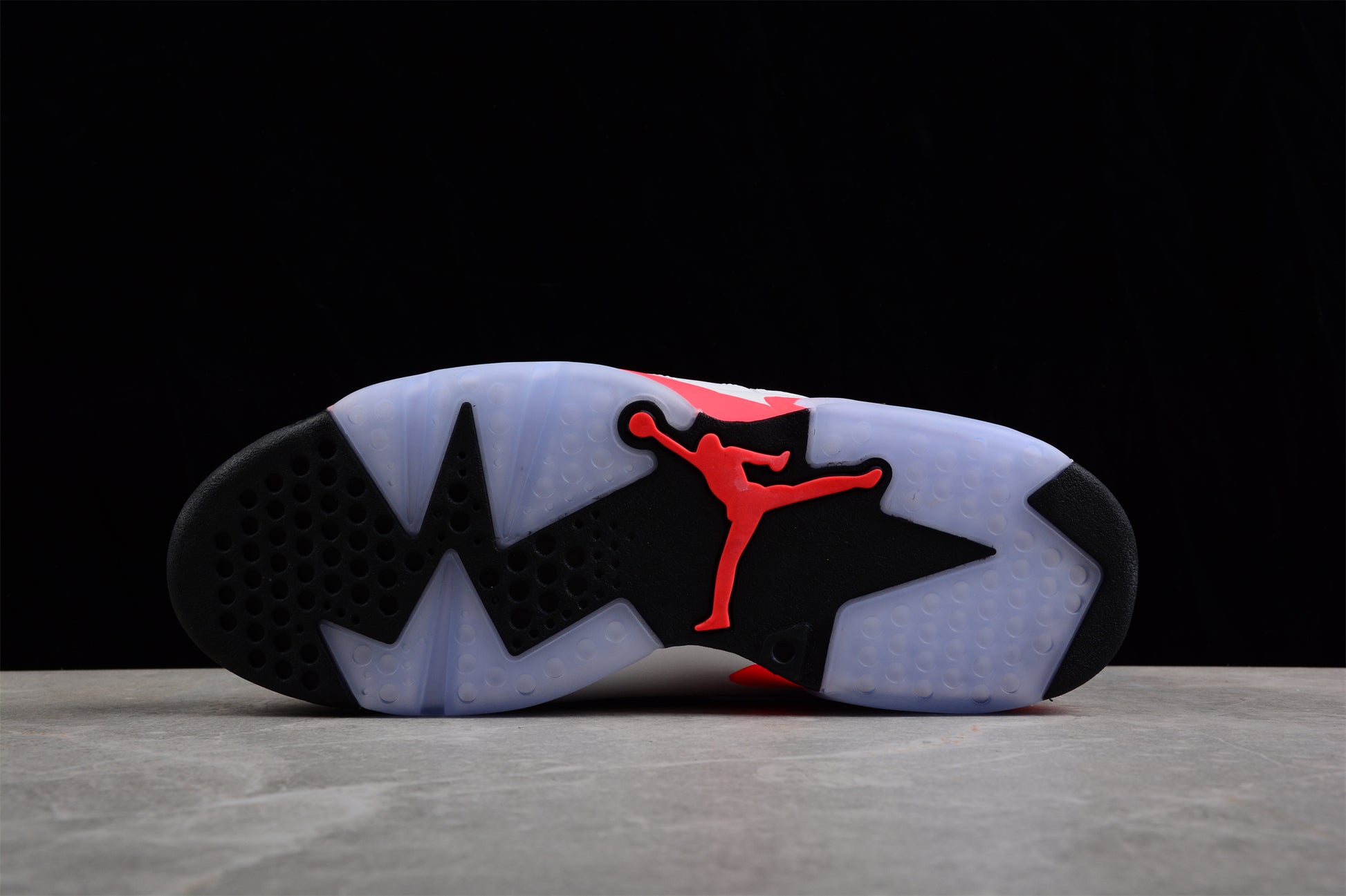 Air Jordan 6 Retro ‘Infrared White’ close up bottom