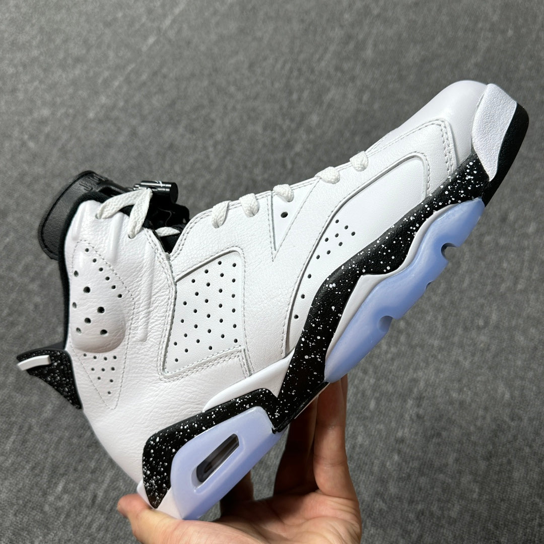 Air Jordan 6 Retro ‘Reverse Oreo’ close up right