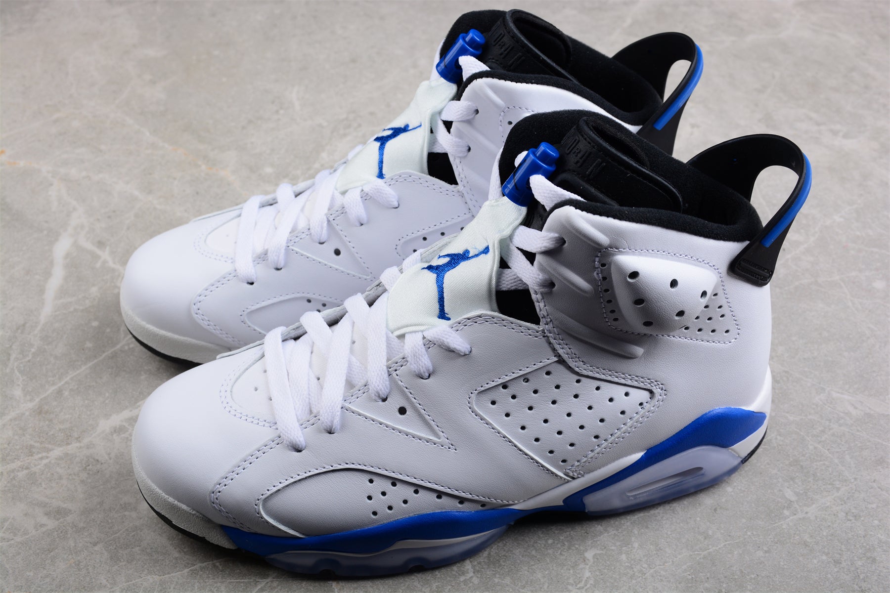 Air Jordan 6 Retro ‘Sport Blue’ close up both