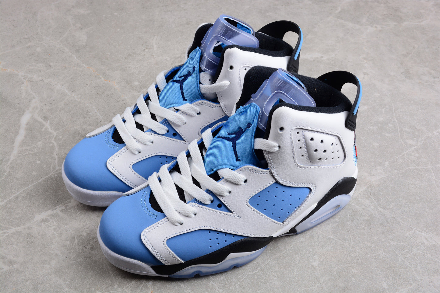 Air Jordan 6 Retro ‘UNC Home’ close up both