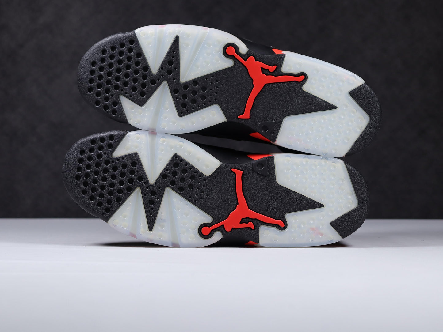 Air Jordan 6 Retro ‘infrared Black’ close up bottom