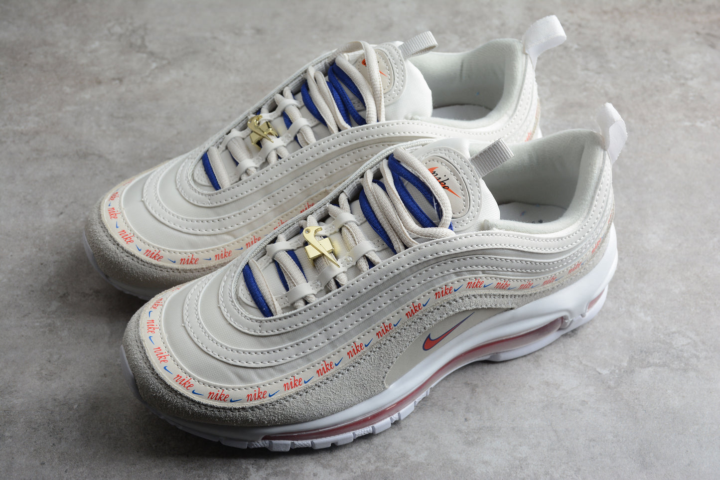 Nike Air Max 97 SE ‘First Use’ close up both