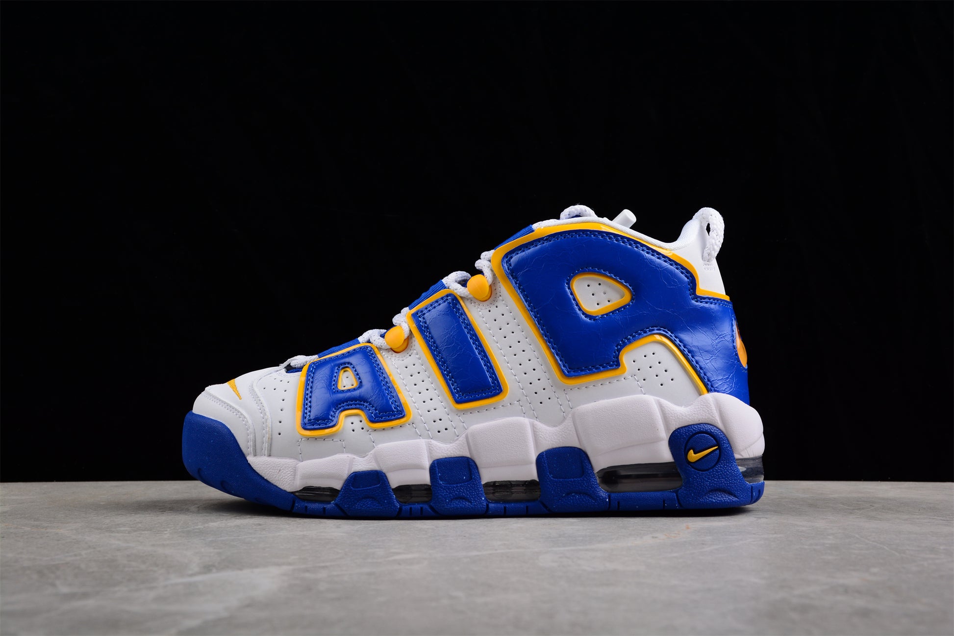Nike Air More Uptempo GS ‘Golden State Warriors’ close up