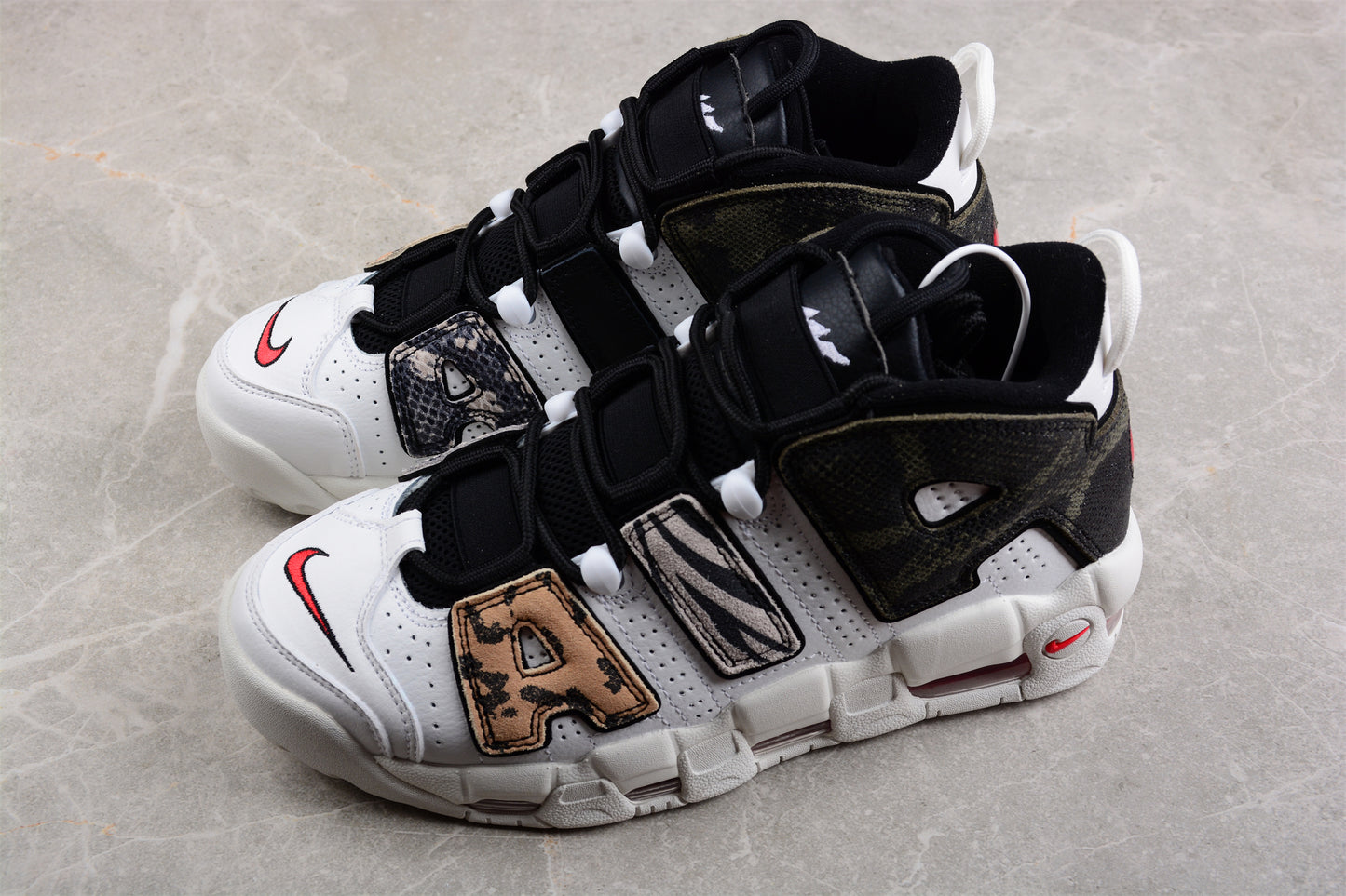 Nike Air More Uptempo ’Tunnel Walk’ close up both