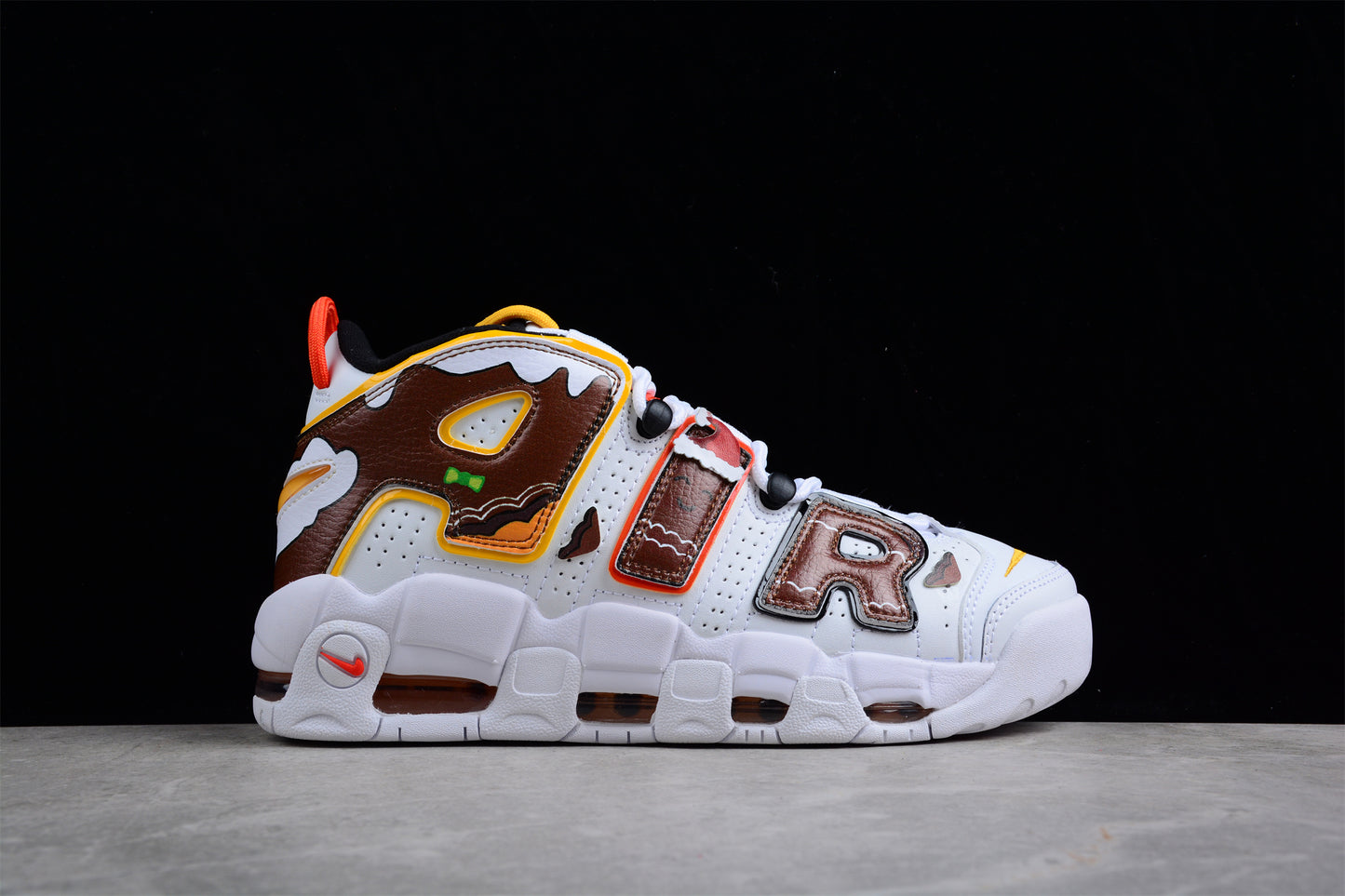 Nike Air More Uptempo close up right