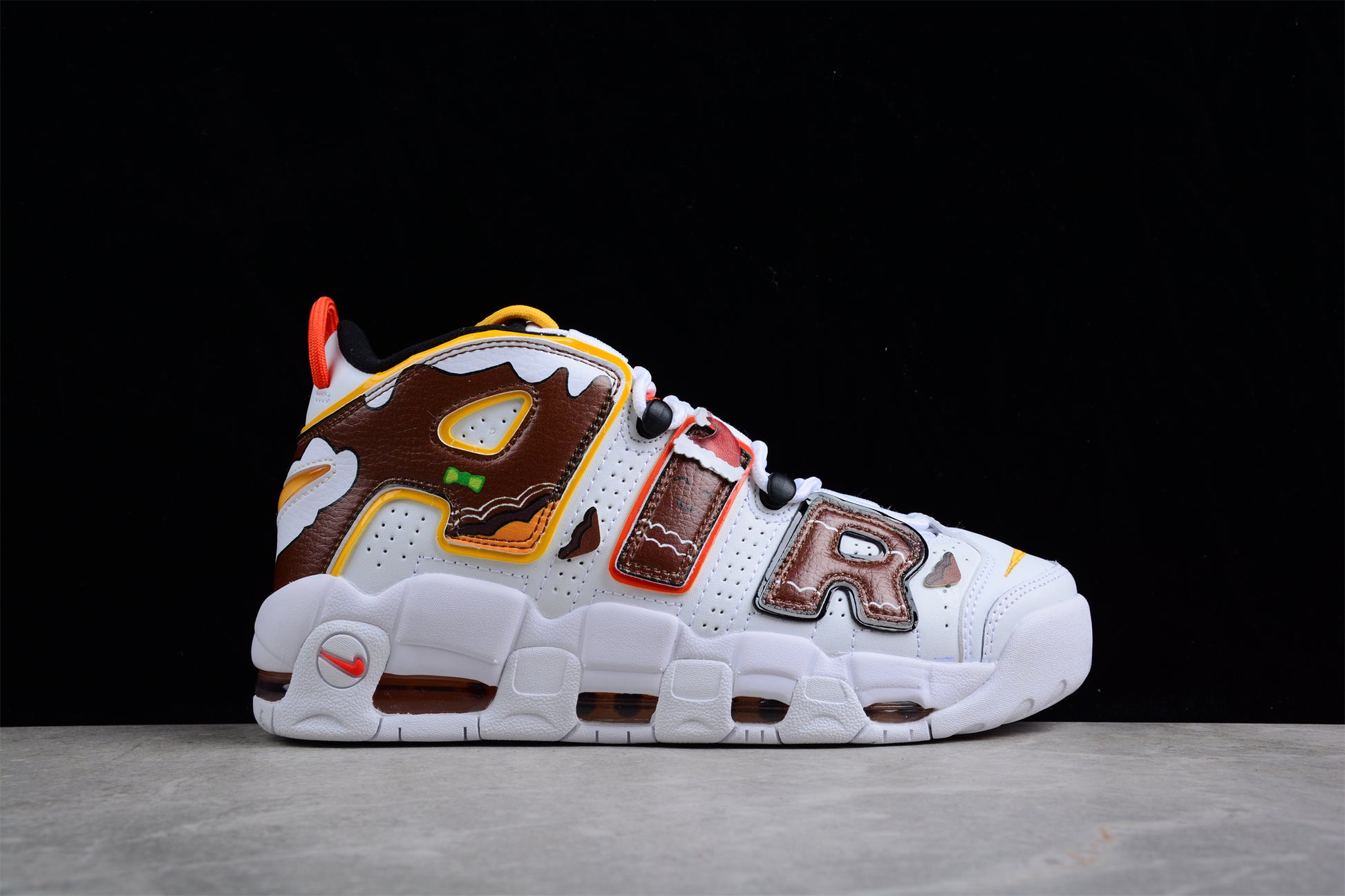 Nike Air More Uptempo close up right